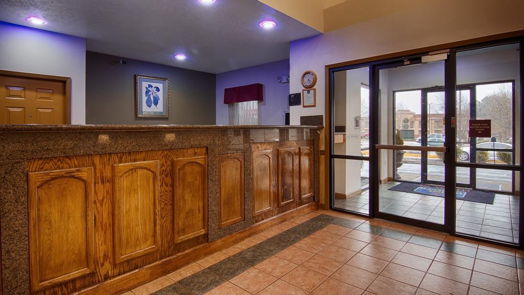 America'S Best Value Inn & Suites-Clinton Εξωτερικό φωτογραφία