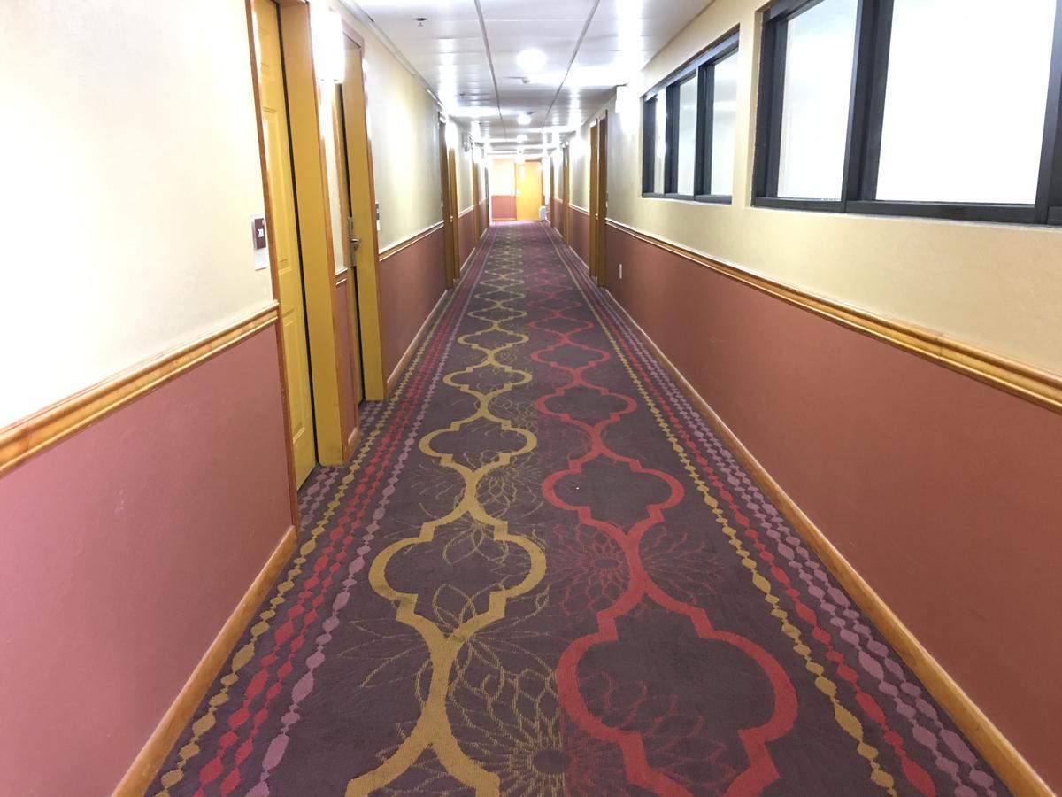 America'S Best Value Inn & Suites-Clinton Εξωτερικό φωτογραφία