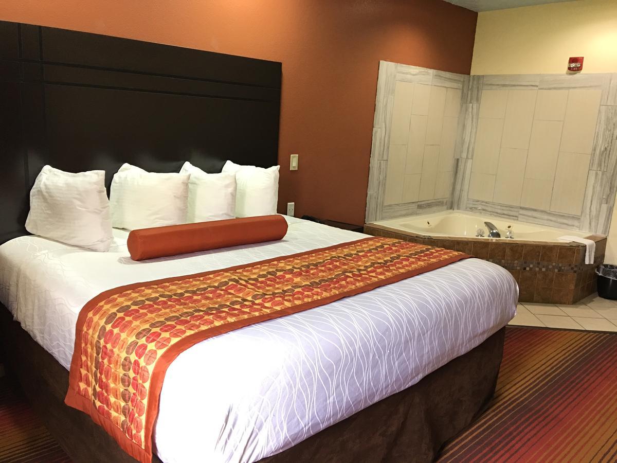 America'S Best Value Inn & Suites-Clinton Εξωτερικό φωτογραφία