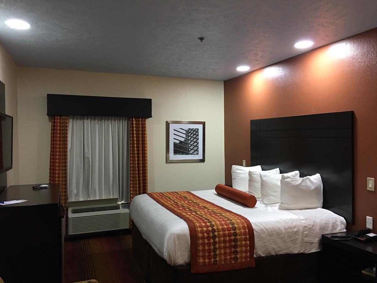 America'S Best Value Inn & Suites-Clinton Εξωτερικό φωτογραφία