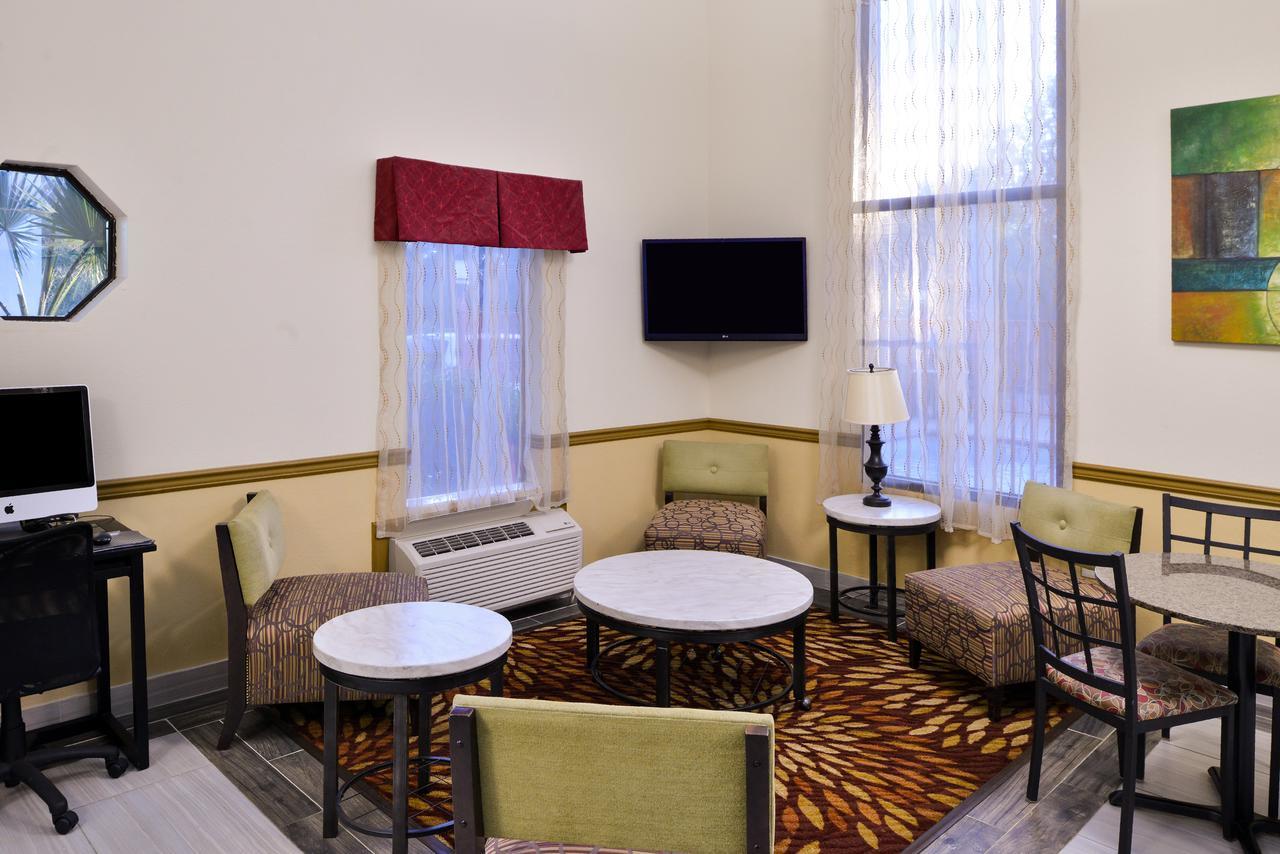 America'S Best Value Inn & Suites-Clinton Εξωτερικό φωτογραφία
